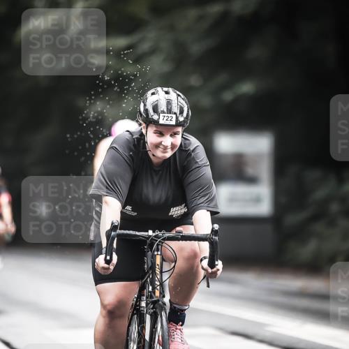 13.09.2026 - Stadtparktriathlon H.Heesch http://msf.ph/oto/10316097 13.09.2026 11:51:25 Radfahren 722, 796, 812, 823, 853, 886, 894, 1800 meine-sportfotos.de