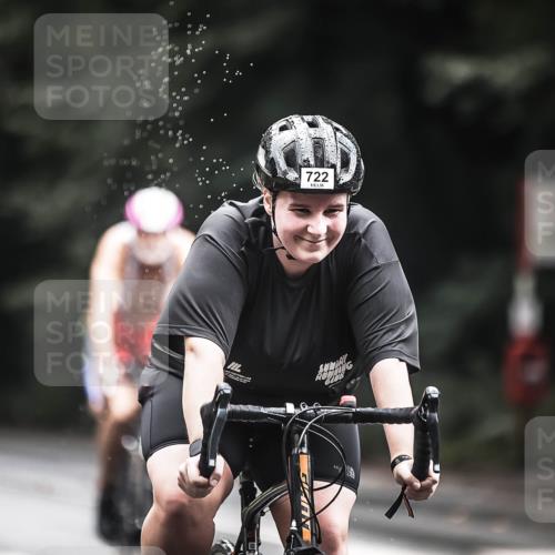 13.09.2026 - Stadtparktriathlon H.Heesch http://msf.ph/oto/10316116 13.09.2026 11:51:25 Radfahren 722, 796, 812, 823, 853, 886, 894, 1800 meine-sportfotos.de