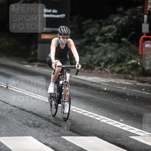 13.09.2026 - Stadtparktriathlon H.Heesch http://msf.ph/oto/10316134 13.09.2026 12:59:16 Radfahren 1070, 1151, 1219, 1277, 1292, 1379, 1381, 1406 meine-sportfotos.de