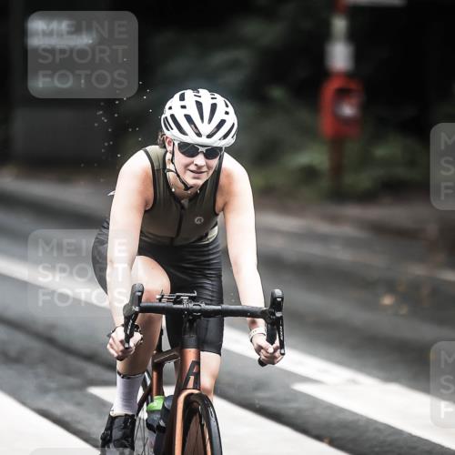 13.09.2026 - Stadtparktriathlon H.Heesch http://msf.ph/oto/10316162 13.09.2026 12:59:17 Radfahren 1070, 1094, 1151, 1219, 1277, 1292, 1379, 1381, 1406 meine-sportfotos.de
