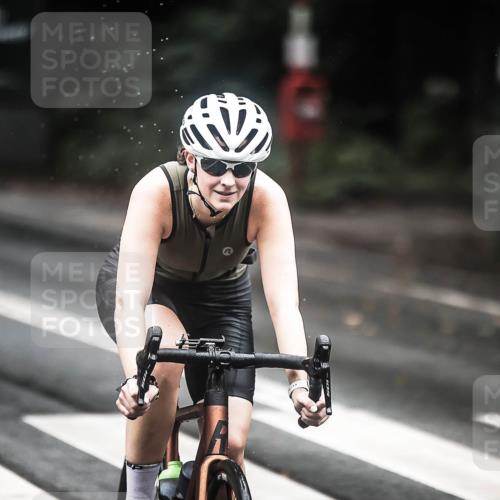 13.09.2026 - Stadtparktriathlon H.Heesch http://msf.ph/oto/10316167 13.09.2026 12:59:17 Radfahren 1070, 1094, 1151, 1219, 1277, 1292, 1379, 1381, 1406 meine-sportfotos.de