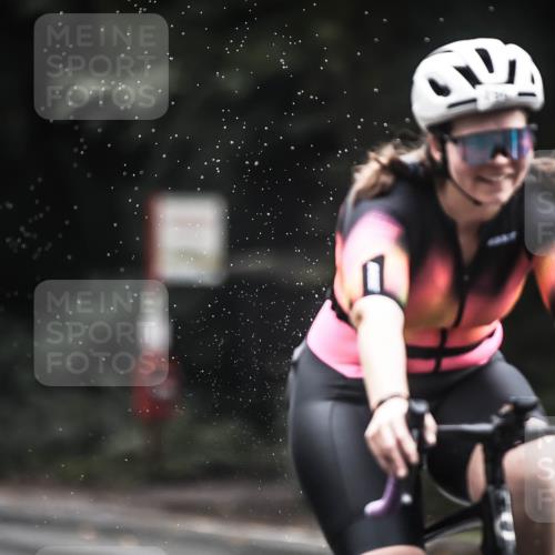 13.09.2026 - Stadtparktriathlon H.Heesch http://msf.ph/oto/10316196 13.09.2026 11:51:28 Radfahren 722, 728, 796, 812, 823, 853, 864, 886, 1800 meine-sportfotos.de