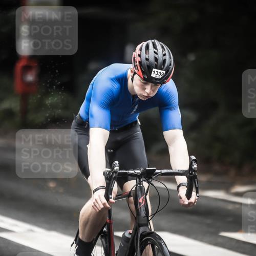13.09.2026 - Stadtparktriathlon H.Heesch http://msf.ph/oto/10316304 13.09.2026 12:59:25 Radfahren 1094, 1277, 1339, 1379, 1406, 1422 meine-sportfotos.de