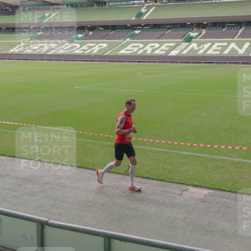 13.09.2026 - 21. swb-Marathon Bremen Michael Burmester http://msf.ph/oto/10316346 13.09.2026 12:51:29 Laufen im Stadion 235, 335, 469, 734, 771, 863, 1043, 1125, 1146, 1162, 1232, 1455, 1492, 1510, 1513, 1613, 1955, 1970, 1998, 2008, 2130, 2291, 2295, 2360, 2442, 2444, 2447, 2759, 2847, 3440, 3484, 3566, 3647, 3703, 3808, 3830, 3899, 3959, 3988, 4023, 4165, 4368, 4429, 4473, 4475, 4559, 4571, 4573, 4582, 4727, 4781, 4782, 4888, 4895, 5066, 5079, 5152, 5155, 5168, 5314, 5379, 5521, 5532, 5620, 5627, 5636, 5696, 6267, 6274, 6471, 6668, 6901, 8033, 8798 meine-sportfotos.de