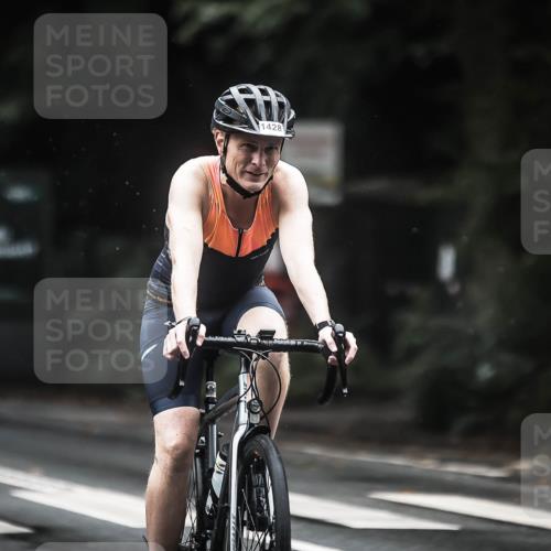 13.09.2026 - Stadtparktriathlon H.Heesch http://msf.ph/oto/10316368 13.09.2026 12:59:47 Radfahren 1107, 1168, 1247, 1252, 1302, 1303, 1353, 1414, 1428 meine-sportfotos.de