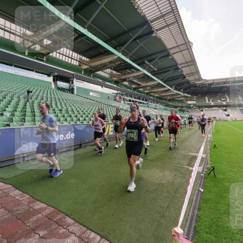 13.09.2026 - 21. swb-Marathon Bremen Michael Burmester http://msf.ph/oto/10316424 13.09.2026 13:13:19 Laufen im Stadion 118, 183, 270, 278, 349, 460, 514, 576, 600, 631, 695, 702, 933, 950, 1005, 1143, 1226, 1286, 1334, 1408, 1426, 1596, 1641, 1991, 2005, 2024, 2035, 2079, 2264, 2336, 2377, 2387, 2398, 2412, 2439, 2457, 2461, 2478, 2505, 2521, 2540, 2612, 2665, 2673, 2684, 2693, 2765, 2773, 2792, 2815, 2816, 2850, 2860, 2884, 2895, 2921, 2963, 2966, 2972, 2975, 3016, 3111, 3143, 3155, 3209, 3253, 3277, 3293, 3304, 3308, 3313, 3378, 3434, 3442, 3653, 3661, 549 meine-sportfotos.de