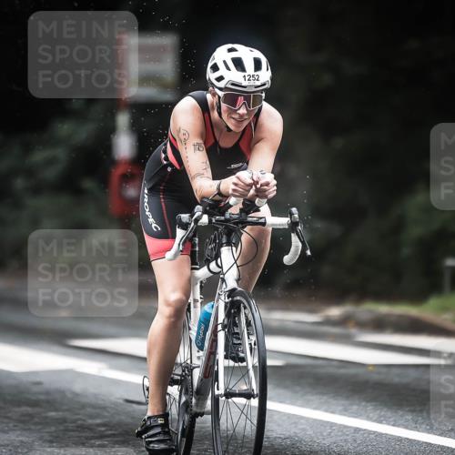 13.09.2026 - Stadtparktriathlon H.Heesch http://msf.ph/oto/10316430 13.09.2026 12:59:52 Radfahren 1107, 1247, 1252, 1302, 1414, 1418, 1428 meine-sportfotos.de