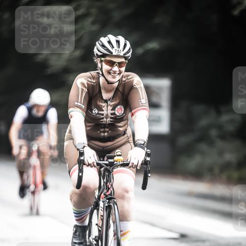 13.09.2026 - Stadtparktriathlon H.Heesch http://msf.ph/oto/10316439 13.09.2026 11:51:55 Radfahren 713, 714, 755, 773, 808, 830, 877, 903, 911 meine-sportfotos.de
