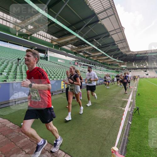 13.09.2026 - 21. swb-Marathon Bremen Michael Burmester http://msf.ph/oto/10316441 13.09.2026 13:13:21 Laufen im Stadion 118, 183, 270, 278, 349, 460, 514, 576, 600, 631, 695, 702, 933, 950, 1005, 1143, 1226, 1286, 1334, 1392, 1408, 1426, 1573, 1596, 1641, 1991, 2005, 2024, 2035, 2079, 2264, 2336, 2377, 2387, 2398, 2412, 2439, 2457, 2461, 2478, 2505, 2521, 2540, 2612, 2665, 2673, 2684, 2693, 2765, 2773, 2792, 2815, 2816, 2850, 2860, 2884, 2895, 2921, 2963, 2966, 2972, 2975, 3016, 3111, 3143, 3155, 3209, 3253, 3277, 3293, 3304, 3308, 3313, 3378, 3434, 3653, 3661, 549 meine-sportfotos.de
