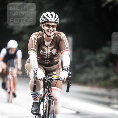 13.09.2026 - Stadtparktriathlon H.Heesch http://msf.ph/oto/10316448 13.09.2026 11:51:55 Radfahren 713, 714, 755, 773, 808, 830, 877, 903, 911 meine-sportfotos.de