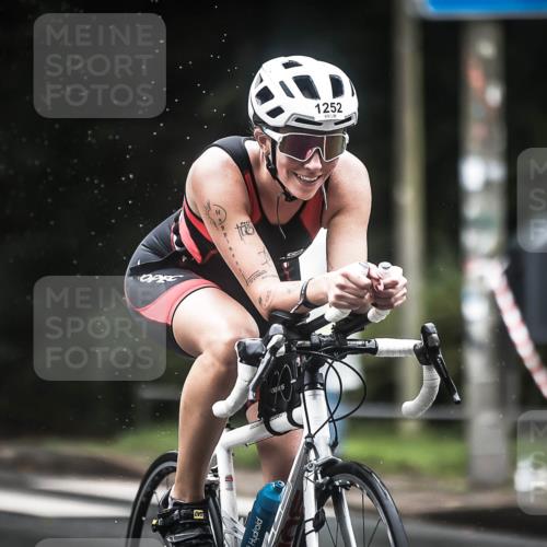 13.09.2026 - Stadtparktriathlon H.Heesch http://msf.ph/oto/10316450 13.09.2026 12:59:52 Radfahren 1107, 1247, 1252, 1302, 1414, 1418, 1428 meine-sportfotos.de