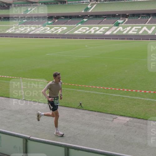 13.09.2026 - 21. swb-Marathon Bremen Michael Burmester http://msf.ph/oto/10316485 13.09.2026 12:51:37 Laufen im Stadion 107, 235, 335, 734, 771, 863, 1043, 1125, 1146, 1162, 1232, 1455, 1492, 1510, 1513, 1613, 1955, 1970, 1998, 2008, 2130, 2291, 2295, 2360, 2442, 2444, 2447, 2498, 2759, 2847, 3085, 3336, 3440, 3484, 3566, 3647, 3703, 3808, 3830, 3899, 3959, 3988, 4023, 4165, 4283, 4368, 4429, 4473, 4475, 4559, 4571, 4573, 4582, 4727, 4781, 4782, 4888, 4895, 5066, 5079, 5152, 5155, 5168, 5314, 5379, 5521, 5532, 5620, 5627, 5636, 5696, 6267, 6274, 6471, 6668, 6901, 8033, 8798 meine-sportfotos.de