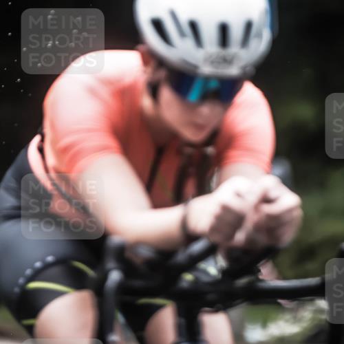 13.09.2026 - Stadtparktriathlon H.Heesch http://msf.ph/oto/10316489 13.09.2026 12:59:55 Radfahren 1082, 1107, 1233, 1247, 1252, 1414, 1418 meine-sportfotos.de
