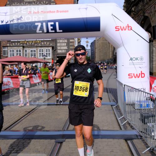 13.09.2026 - 21. swb-Marathon Bremen Tim E. http://msf.ph/oto/10316509 13.09.2026 10:56:49 Ziel 10184, 10211, 10240, 10356, 10372, 10540, 10675, 10721, 10824, 10844, 10936, 11069, 11256, 11317, 11349, 11407, 11474, 11601, 11795, 11844, 11855, 11871, 11911, 11996, 12543 meine-sportfotos.de