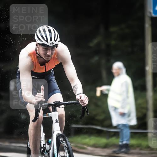 13.09.2026 - Stadtparktriathlon H.Heesch http://msf.ph/oto/10316555 13.09.2026 13:00:00 Radfahren 1082, 1221, 1233, 1239, 1357, 1412, 1418 meine-sportfotos.de