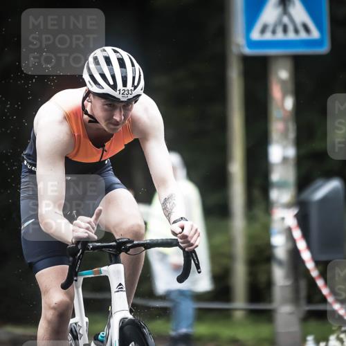 13.09.2026 - Stadtparktriathlon H.Heesch http://msf.ph/oto/10316561 13.09.2026 13:00:00 Radfahren 1082, 1221, 1233, 1239, 1357, 1412, 1418 meine-sportfotos.de