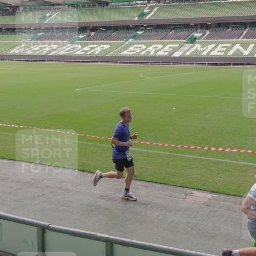 13.09.2026 - 21. swb-Marathon Bremen Michael Burmester http://msf.ph/oto/10316579 13.09.2026 12:51:40 Laufen im Stadion 107, 235, 335, 683, 734, 771, 863, 1043, 1125, 1146, 1162, 1232, 1455, 1492, 1510, 1513, 1613, 1955, 1970, 1998, 2008, 2130, 2295, 2442, 2444, 2447, 2498, 2759, 2767, 2847, 3085, 3336, 3440, 3448, 3484, 3566, 3647, 3703, 3808, 3830, 3899, 3959, 3988, 4023, 4165, 4283, 4368, 4429, 4473, 4475, 4559, 4571, 4573, 4582, 4727, 4781, 4782, 4888, 4895, 5066, 5079, 5152, 5155, 5168, 5314, 5379, 5521, 5532, 5620, 5627, 5636, 5696, 6267, 6274, 6471, 6668, 6901, 8033, 8798 meine-sportfotos.de