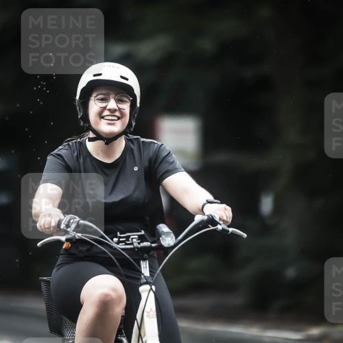 13.09.2026 - Stadtparktriathlon H.Heesch http://msf.ph/oto/10316583 13.09.2026 13:00:02 Radfahren 1082, 1160, 1221, 1233, 1239, 1357, 1412 meine-sportfotos.de