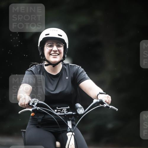 13.09.2026 - Stadtparktriathlon H.Heesch http://msf.ph/oto/10316589 13.09.2026 13:00:02 Radfahren 1082, 1160, 1221, 1233, 1239, 1357, 1412 meine-sportfotos.de