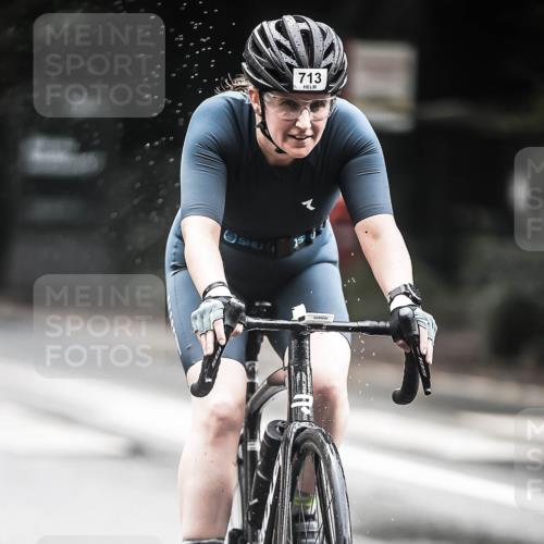 13.09.2026 - Stadtparktriathlon H.Heesch http://msf.ph/oto/10316597 13.09.2026 11:52:01 Radfahren 713, 755, 830, 877, 902, 903 meine-sportfotos.de