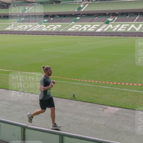 13.09.2026 - 21. swb-Marathon Bremen Michael Burmester http://msf.ph/oto/10316624 13.09.2026 12:51:44 Laufen im Stadion 107, 235, 335, 683, 734, 771, 792, 863, 1033, 1043, 1125, 1146, 1162, 1232, 1455, 1492, 1510, 1613, 1955, 1970, 1998, 2008, 2130, 2295, 2442, 2444, 2447, 2480, 2498, 2759, 2767, 2847, 3085, 3336, 3440, 3448, 3484, 3566, 3703, 3808, 3830, 3899, 3959, 3988, 4023, 4165, 4283, 4368, 4429, 4473, 4475, 4559, 4571, 4573, 4582, 4727, 4781, 4782, 4888, 4895, 5066, 5079, 5152, 5155, 5168, 5314, 5379, 5521, 5532, 5620, 5627, 5696, 6274, 6471, 6668, 6901, 8033, 8798 meine-sportfotos.de