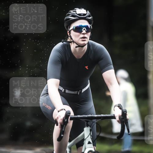 13.09.2026 - Stadtparktriathlon H.Heesch http://msf.ph/oto/10316710 13.09.2026 13:00:07 Radfahren 1082, 1117, 1160, 1203, 1221, 1239, 1267, 1310, 1357, 1358, 1412 meine-sportfotos.de