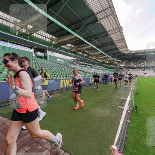 13.09.2026 - 21. swb-Marathon Bremen Michael Burmester http://msf.ph/oto/10316724 13.09.2026 13:13:48 Laufen im Stadion 118, 183, 270, 278, 349, 460, 514, 576, 600, 631, 695, 702, 768, 933, 950, 956, 1005, 1008, 1143, 1286, 1334, 1392, 1408, 1426, 1573, 1596, 1641, 1818, 1819, 1991, 2005, 2024, 2035, 2079, 2233, 2264, 2314, 2387, 2412, 2439, 2457, 2461, 2478, 2505, 2521, 2540, 2564, 2612, 2665, 2684, 2693, 2765, 2773, 2792, 2815, 2816, 2829, 2838, 2860, 2884, 2887, 2895, 2921, 2963, 2966, 2972, 2975, 2978, 3016, 3111, 3155, 3209, 3253, 3277, 3293, 3304, 3313, 3378, 3405, 3428, 3434, 3653, 3661 meine-sportfotos.de