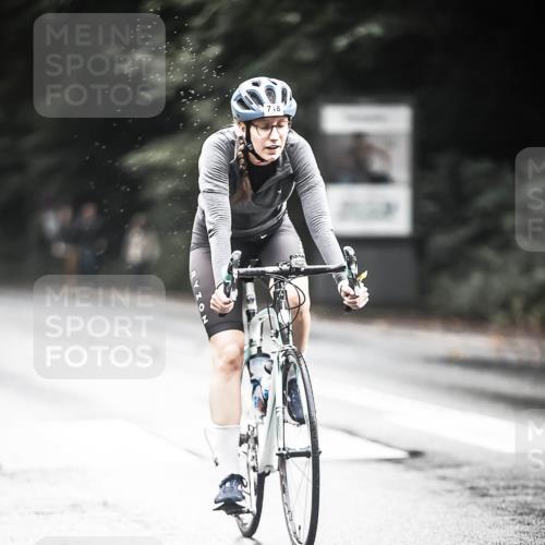 13.09.2026 - Stadtparktriathlon H.Heesch http://msf.ph/oto/10316733 13.09.2026 11:52:21 Radfahren 716, 718, 780 meine-sportfotos.de