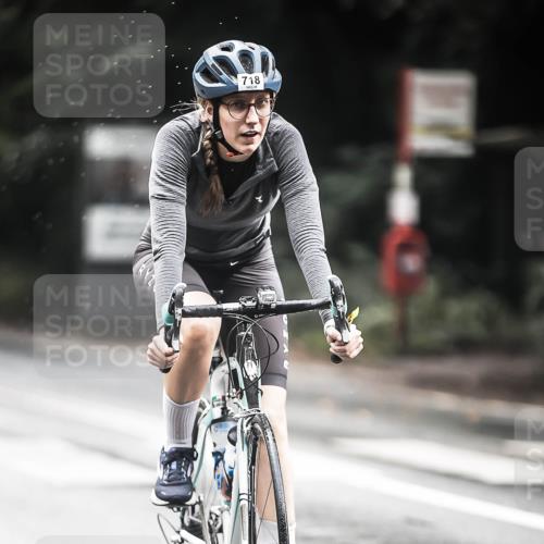 13.09.2026 - Stadtparktriathlon H.Heesch http://msf.ph/oto/10316766 13.09.2026 11:52:21 Radfahren 716, 718, 780 meine-sportfotos.de