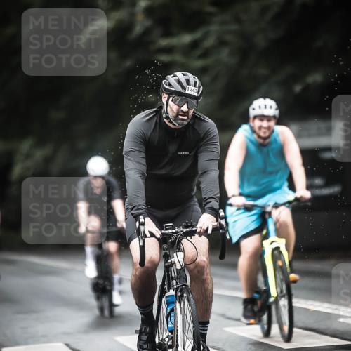 13.09.2026 - Stadtparktriathlon H.Heesch http://msf.ph/oto/10316784 13.09.2026 13:00:17 Radfahren 1080, 1243, 1267, 1288, 1290, 1307, 1310, 1330, 1350, 1358 meine-sportfotos.de