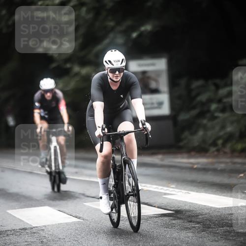 13.09.2026 - Stadtparktriathlon H.Heesch http://msf.ph/oto/10316800 13.09.2026 13:00:19 Radfahren 1080, 1243, 1288, 1290, 1307, 1330, 1350 meine-sportfotos.de