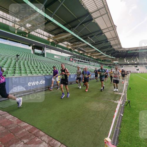 13.09.2026 - 21. swb-Marathon Bremen Michael Burmester http://msf.ph/oto/10316809 13.09.2026 13:13:57 Laufen im Stadion 183, 270, 278, 349, 460, 514, 576, 600, 631, 695, 702, 768, 933, 950, 956, 1005, 1008, 1143, 1286, 1392, 1408, 1426, 1573, 1596, 1641, 1818, 1819, 1991, 2005, 2024, 2035, 2079, 2233, 2264, 2314, 2387, 2412, 2439, 2457, 2461, 2478, 2494, 2505, 2521, 2540, 2564, 2612, 2665, 2684, 2693, 2765, 2773, 2792, 2815, 2816, 2829, 2838, 2860, 2884, 2887, 2895, 2921, 2963, 2972, 2975, 2978, 3016, 3111, 3209, 3253, 3277, 3293, 3304, 3313, 3378, 3405, 3428, 3434, 3653, 3661, 4080 meine-sportfotos.de