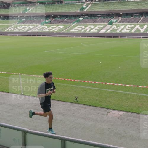 13.09.2026 - 21. swb-Marathon Bremen Michael Burmester http://msf.ph/oto/10316849 13.09.2026 12:51:57 Laufen im Stadion 107, 235, 335, 683, 734, 771, 792, 863, 1033, 1043, 1125, 1146, 1162, 1232, 1252, 1297, 1455, 1492, 1510, 1542, 1613, 1646, 1955, 1970, 2007, 2008, 2043, 2203, 2295, 2442, 2444, 2447, 2480, 2498, 2759, 2767, 2847, 3085, 3149, 3336, 3440, 3448, 3484, 3566, 3703, 3808, 3830, 3899, 3959, 3988, 4023, 4165, 4283, 4368, 4429, 4473, 4475, 4559, 4571, 4573, 4582, 4727, 4781, 4782, 4888, 4895, 5066, 5079, 5152, 5155, 5168, 5379, 5521, 5532, 5627, 5696, 6274, 6471, 8033, 8798 meine-sportfotos.de