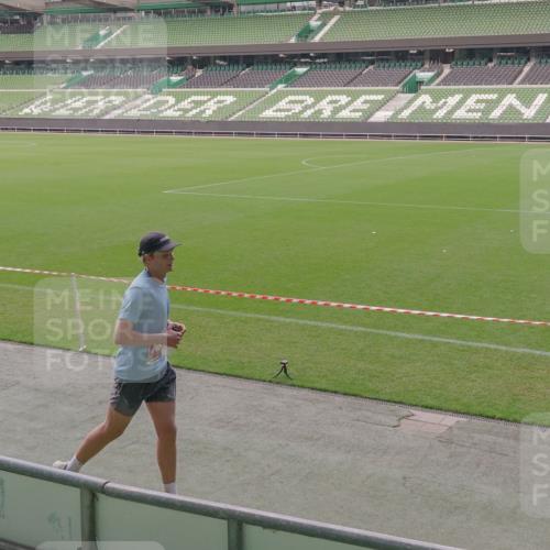13.09.2026 - 21. swb-Marathon Bremen Michael Burmester http://msf.ph/oto/10316975 13.09.2026 12:52:06 Laufen im Stadion 107, 235, 335, 683, 734, 771, 792, 863, 1033, 1043, 1125, 1146, 1162, 1232, 1252, 1297, 1455, 1492, 1510, 1542, 1613, 1646, 1955, 1970, 2007, 2008, 2043, 2203, 2295, 2350, 2442, 2444, 2447, 2480, 2498, 2759, 2767, 2847, 3085, 3149, 3236, 3336, 3440, 3448, 3484, 3566, 3703, 3808, 3830, 3899, 3959, 3988, 4023, 4165, 4283, 4429, 4473, 4475, 4559, 4571, 4573, 4582, 4605, 4727, 4781, 4782, 4895, 5066, 5079, 5152, 5155, 5168, 5379, 5521, 5532, 5696, 6274, 8033, 8798 meine-sportfotos.de
