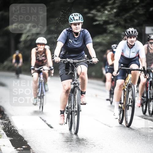 13.09.2026 - Stadtparktriathlon H.Heesch http://msf.ph/oto/10317017 13.09.2026 11:52:46 Radfahren 709, 721, 729, 747, 756, 760, 861, 895, 938 meine-sportfotos.de
