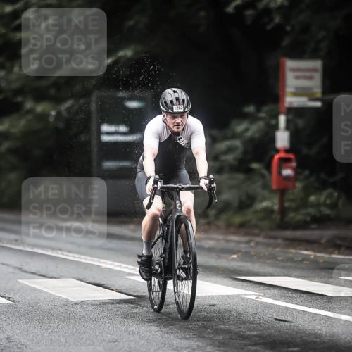 13.09.2026 - Stadtparktriathlon H.Heesch http://msf.ph/oto/10317044 13.09.2026 13:00:44 Radfahren 1143, 1230, 1274, 1282, 1285, 1314, 1341, 1351 meine-sportfotos.de