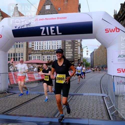 13.09.2026 - 21. swb-Marathon Bremen Tim E. http://msf.ph/oto/10317047 13.09.2026 10:57:14 Ziel 10157, 10408, 10610, 10772, 11000, 11079, 11328, 11872, 11946, 12032, 12284, 12434 meine-sportfotos.de