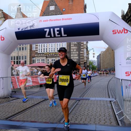 13.09.2026 - 21. swb-Marathon Bremen Tim E. http://msf.ph/oto/10317063 13.09.2026 10:57:14 Ziel 10157, 10408, 10610, 10772, 11000, 11079, 11328, 11872, 11946, 12032, 12284, 12434 meine-sportfotos.de