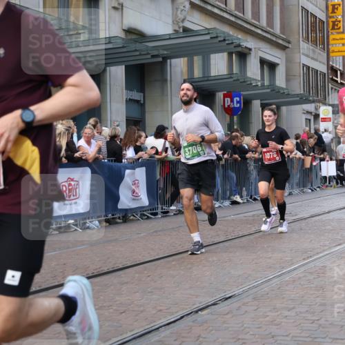 13.09.2026 - 21. swb-Marathon Bremen Strokosch-Dieckow http://msf.ph/oto/10317068 13.09.2026 13:16:38 Ziel 385, 472, 675, 734, 827, 1970, 2319, 2473, 2809, 3246, 3706, 3716, 3961, 4135, 4137, 4156, 4485, 5772, 6049, 6531, 6535, 6704, 6819, 6953, 7284, 7297, 7387, 8111, 8858, 696, 755, 792, 816, 985, 1076, 1162, 2474, 2604, 4485, 5255, 5554, 5963, 6367, 7053, 7603, 7801, 7875, 8171, 8288, 9031 meine-sportfotos.de
