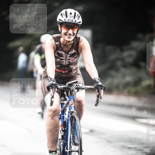 13.09.2026 - Stadtparktriathlon H.Heesch http://msf.ph/oto/10317082 13.09.2026 11:52:48 Radfahren 709, 721, 729, 747, 756, 760, 829, 861, 895, 938 meine-sportfotos.de