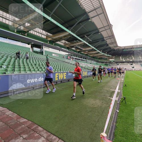 13.09.2026 - 21. swb-Marathon Bremen Michael Burmester http://msf.ph/oto/10317084 13.09.2026 13:14:20 Laufen im Stadion 183, 266, 270, 278, 300, 349, 414, 460, 576, 600, 631, 695, 702, 768, 933, 950, 956, 1005, 1008, 1047, 1143, 1392, 1408, 1426, 1573, 1596, 1641, 1818, 1819, 1991, 2024, 2035, 2079, 2233, 2314, 2387, 2412, 2439, 2457, 2461, 2466, 2484, 2494, 2521, 2540, 2564, 2612, 2665, 2690, 2691, 2693, 2737, 2773, 2792, 2816, 2829, 2838, 2861, 2865, 2884, 2887, 2921, 2972, 2978, 3016, 3111, 3209, 3253, 3277, 3304, 3313, 3355, 3378, 3405, 3428, 3653, 3661, 3670, 3680, 4034, 4080, 4306, 703 meine-sportfotos.de