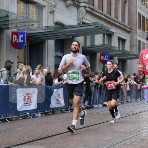 13.09.2026 - 21. swb-Marathon Bremen Strokosch-Dieckow http://msf.ph/oto/10317090 13.09.2026 13:16:38 Ziel 385, 472, 675, 734, 827, 1970, 2319, 2473, 2809, 3246, 3706, 3716, 3961, 4135, 4137, 4156, 4485, 5772, 6049, 6531, 6535, 6704, 6819, 6953, 7284, 7297, 7387, 8111, 8858, 696, 755, 792, 816, 985, 1076, 1162, 2474, 2604, 4485, 5255, 5554, 5963, 6367, 7053, 7603, 7801, 7875, 8171, 8288, 9031 meine-sportfotos.de