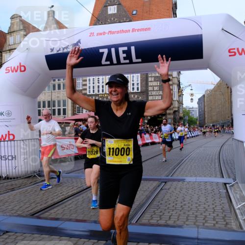 13.09.2026 - 21. swb-Marathon Bremen Tim E. http://msf.ph/oto/10317103 13.09.2026 10:57:15 Ziel 10157, 10408, 10610, 10772, 11000, 11079, 11328, 11872, 11946, 12032, 12284, 12434 meine-sportfotos.de