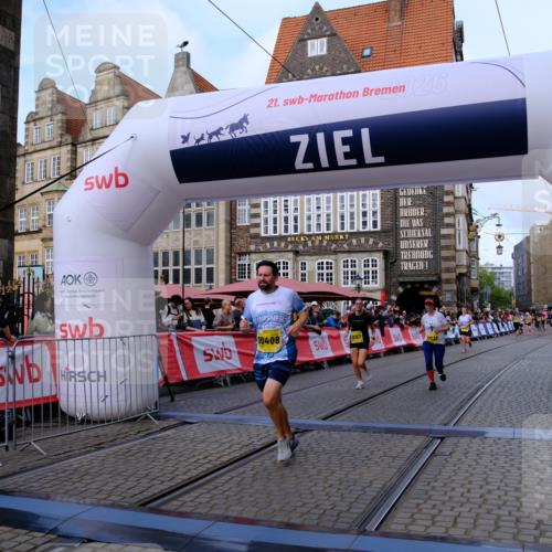 13.09.2026 - 21. swb-Marathon Bremen Tim E. http://msf.ph/oto/10317129 13.09.2026 10:57:16 Ziel 10157, 10408, 10610, 10772, 11000, 11079, 11328, 11872, 11946, 12032, 12284, 12434 meine-sportfotos.de