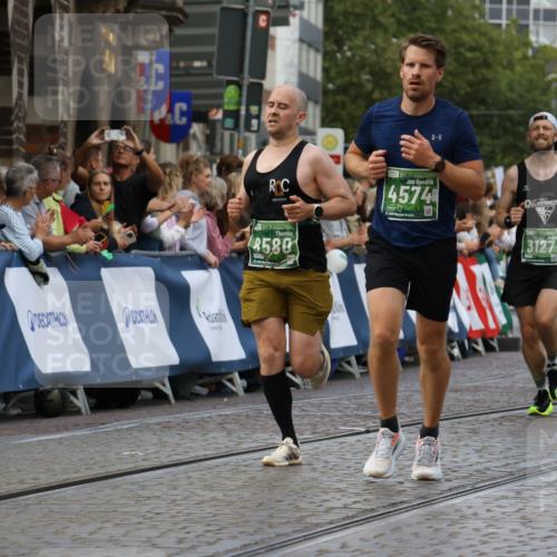 13.09.2026 - 21. swb-Marathon Bremen Strokosch-Dieckow http://msf.ph/oto/10317135 13.09.2026 13:06:45 Ziel 474, 1770, 1901, 1921, 2832, 7590, 8621, 9934, 13148, 521, 749, 3127, 4574, 6784, 8580, 8888, 9708 meine-sportfotos.de