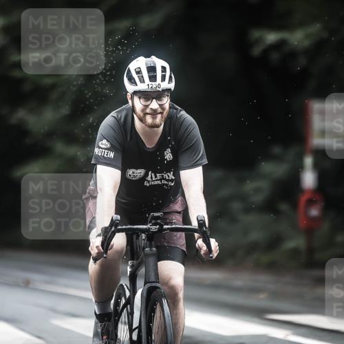 13.09.2026 - Stadtparktriathlon H.Heesch http://msf.ph/oto/10317150 13.09.2026 13:00:50 Radfahren 1228, 1230, 1274, 1282, 1285, 1314, 1319, 1341 meine-sportfotos.de