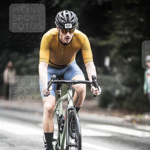 13.09.2026 - Stadtparktriathlon H.Heesch http://msf.ph/oto/10317185 13.09.2026 11:52:53 Radfahren 709, 721, 729, 747, 756, 829, 854, 887, 895 meine-sportfotos.de