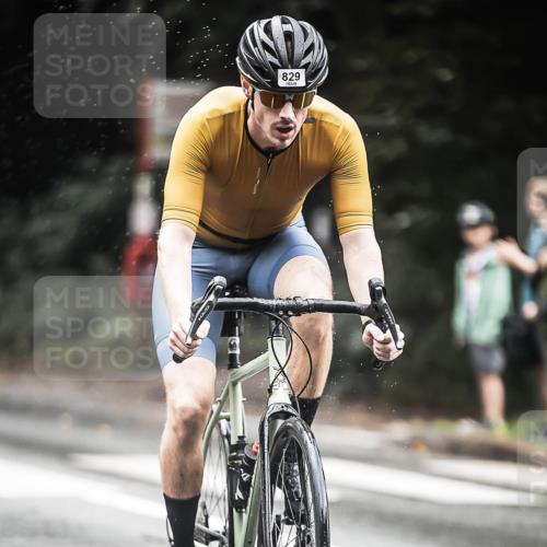 13.09.2026 - Stadtparktriathlon H.Heesch http://msf.ph/oto/10317193 13.09.2026 11:52:53 Radfahren 709, 721, 729, 747, 756, 829, 854, 887, 895 meine-sportfotos.de