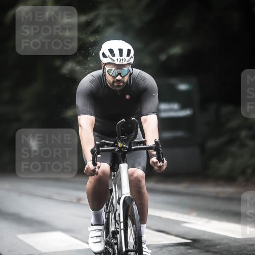 13.09.2026 - Stadtparktriathlon H.Heesch http://msf.ph/oto/10317194 13.09.2026 13:00:55 Radfahren 1228, 1230, 1274, 1319, 1324, 1367 meine-sportfotos.de