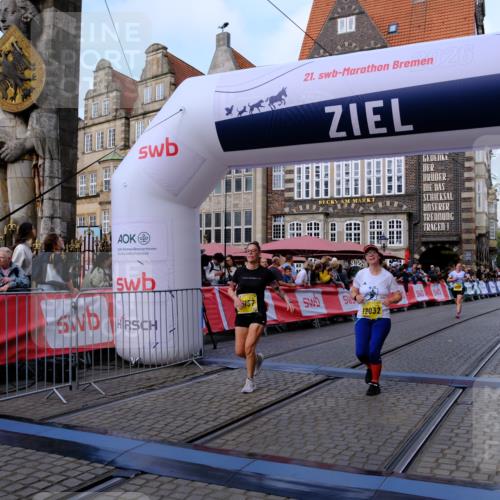 13.09.2026 - 21. swb-Marathon Bremen Tim E. http://msf.ph/oto/10317216 13.09.2026 10:57:18 Ziel 10157, 10408, 10610, 10772, 11000, 11079, 11236, 11328, 11484, 11946, 12032, 12284 meine-sportfotos.de